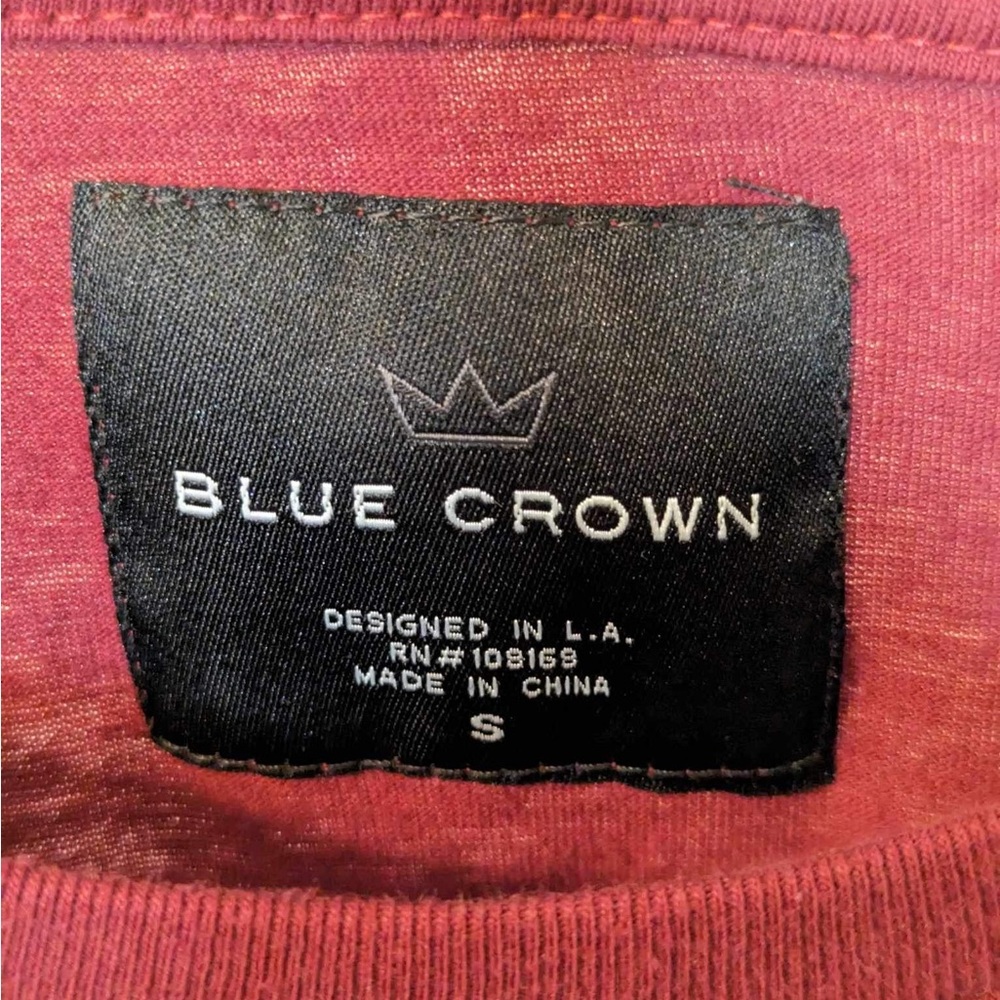 Blue Crown Maroon Mens T-shirt Size: S - Picture 3 of 4